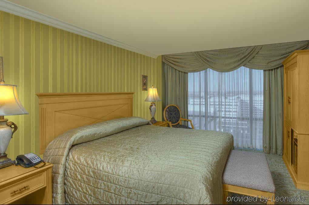 Trump Plaza Hotel & Casino Atlantic City Room photo